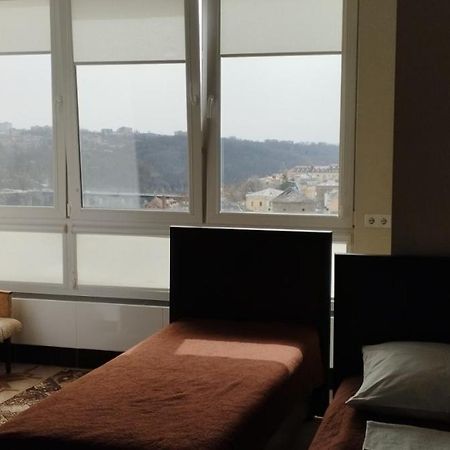 Rooms With Fortetsya View 2 Каменец-Подольский Экстерьер фото